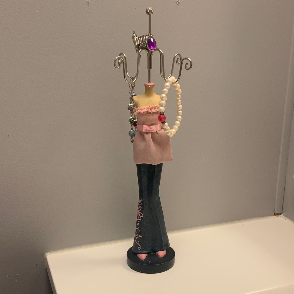 Stylish Pink and Black Jewelry Stand JEWELRY INCLUDED